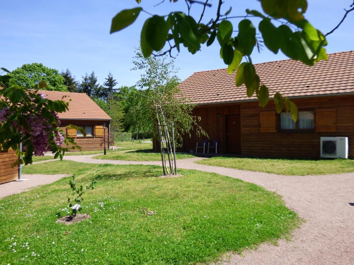 Le Chalet De La Foret Hotel 3 Etoiles Et Restaurant Vierzon Exterior photo