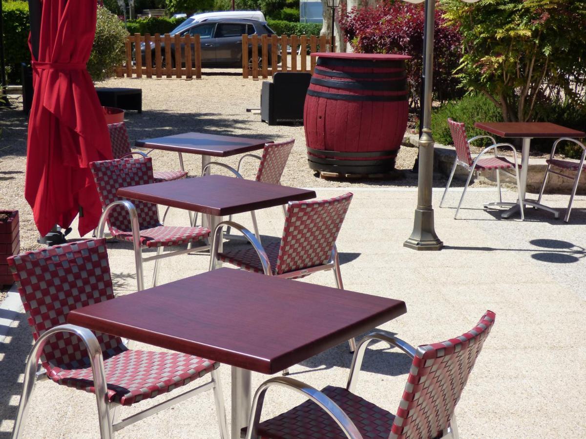 Le Chalet De La Foret Hotel 3 Etoiles Et Restaurant Vierzon Exterior photo